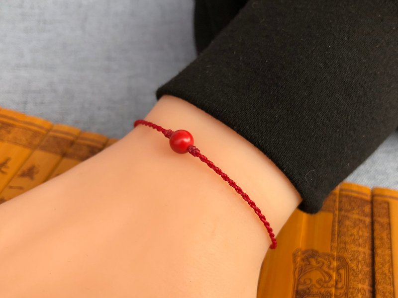 Taisui years (the birth year) cinnabar hand rope (custom length) - สร้อยข้อมือ - เครื่องเพชรพลอย สีแดง