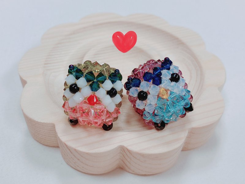 Mysterious work - round owl beaded charm - พวงกุญแจ - คริสตัล หลากหลายสี