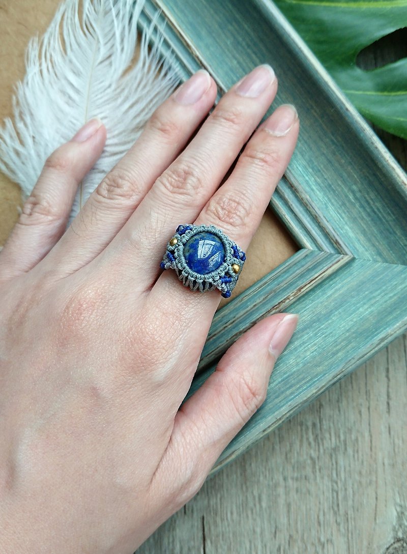 Misssheep-R04-民族風南美蠟線編織黃銅青金石戒指 - 戒指 - 其他材質 藍色