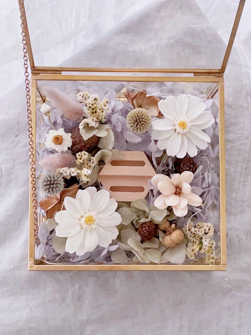 【Natural Flowers】Natural purple green non-withered flowers vintage gold frame glass ring box - Dried Flowers & Bouquets - Plants & Flowers Purple