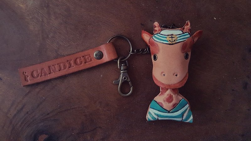 Handsome navy outfit giraffe pure leather key ring can be engraved (for lovers, birthday gifts) - ที่ห้อยกุญแจ - หนังแท้ สีส้ม