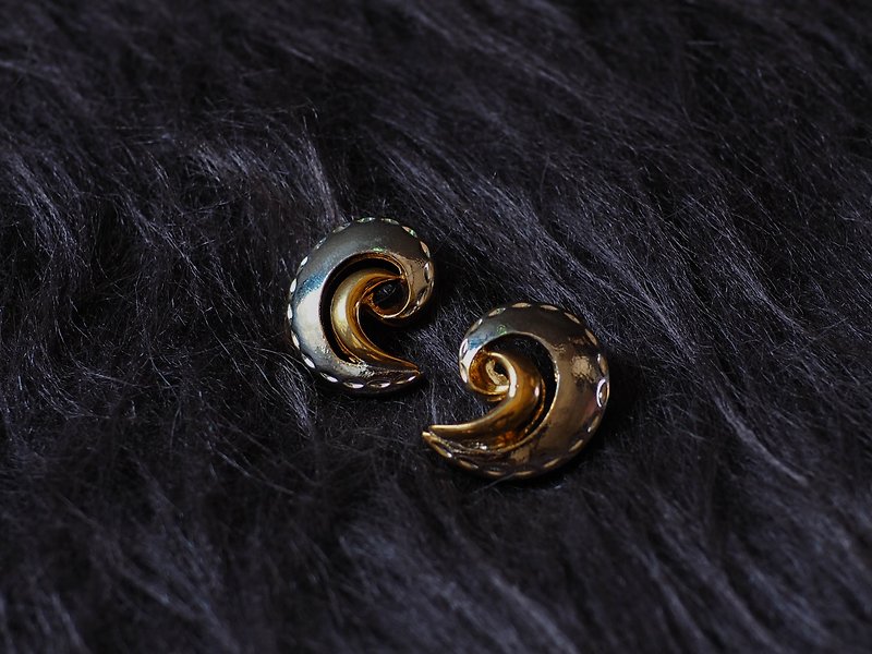 河水山-宇宙寧靜太極之合 古董珠寶輕飾品耳針式飾品 耳環vintage - 耳環/耳夾 - 其他金屬 銀色