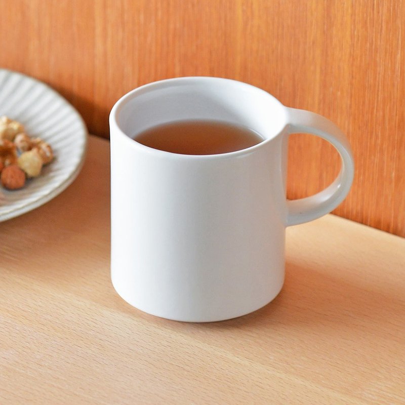 Japan FORMLADY Koizumi Makoto Ambi Japanese-made Hasamiyaki Ceramic Mug (300ml)-2pcs - Cups - Porcelain White