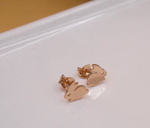 CASO JEWELRY Handmade Mini Bunny Earring - Pink gold plated Little Me by CASO jewelry