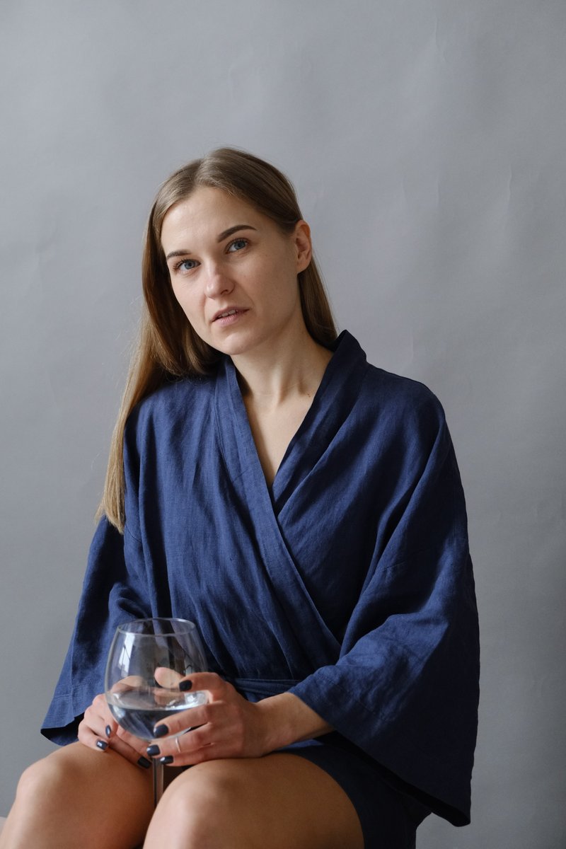 Navy Linen bathrobe for women - Kimono Robe - ชุดนอน/ชุดอยู่บ้าน - ลินิน สีน้ำเงิน