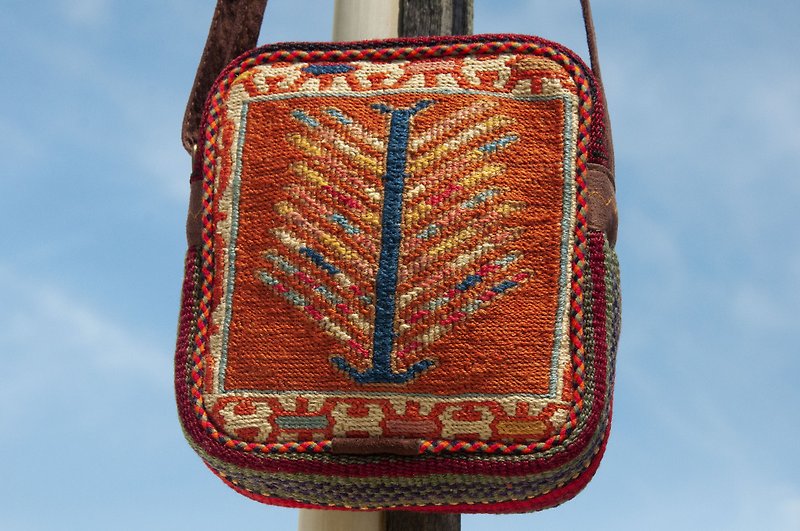 Ethnic style side backpack handmade leather side backpack kilim cross-body bag-Turkish carpet woven leather bag - กระเป๋าแมสเซนเจอร์ - ขนแกะ หลากหลายสี