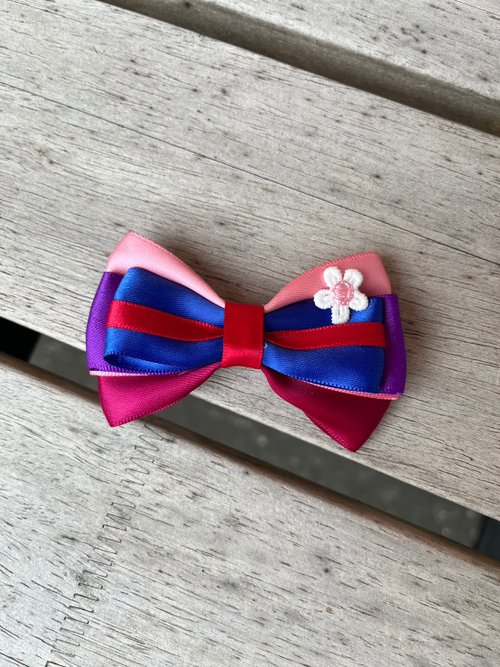 娘のダブルリボン、ヘアクリップ、ヘアリボン、ハンドメイド