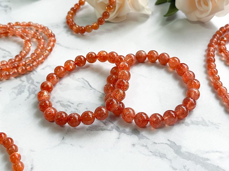 [Experience price] One thing, one picture, high-quality transparent body and less cotton gold sun sunstone bracelet - สร้อยข้อมือ - คริสตัล สีส้ม