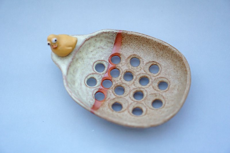  Soap dish , handmade ceramic , little duck - 花瓶/花器 - 陶 卡其色