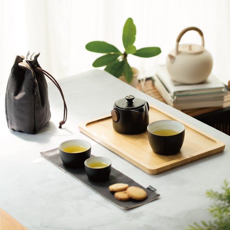 陸寶 隨手福旺2.0 1壺3杯+便攜布包 旅行茶組 - 茶壺/茶杯/茶具 - 陶 黑色