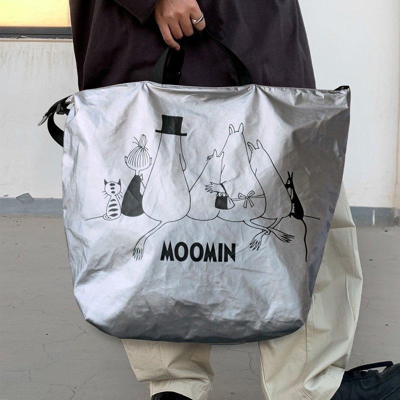 【Pinkoi x Moomin 】 DuPont Paper Series Paper Mini Silver Shoulder Crossbody Tote Bag - กระเป๋าแมสเซนเจอร์ - ไฟเบอร์อื่นๆ สีเงิน