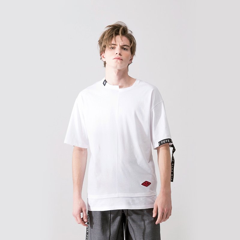 【中性款】 不對稱領拼接 短袖t-shirt / 白色 - 男 T 恤 - 棉．麻 白色