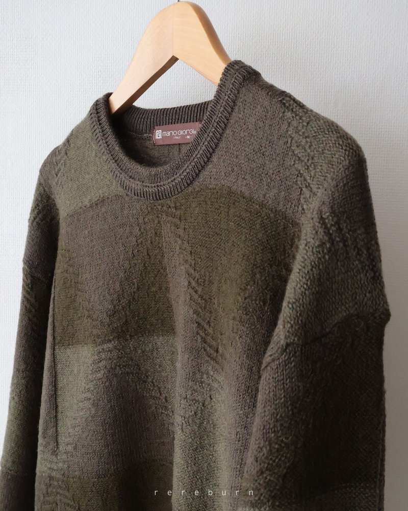 Winter retro neutral Japanese-made geometric knitted loose thin wool olive gray green vintage sweater - สเวตเตอร์ผู้หญิง - ขนแกะ สีเขียว