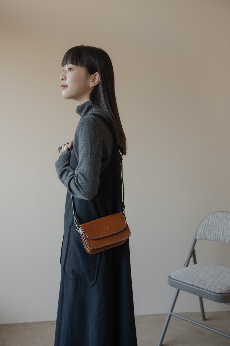cowa compact shoulder bag - Messenger Bags & Sling Bags - Genuine Leather Brown