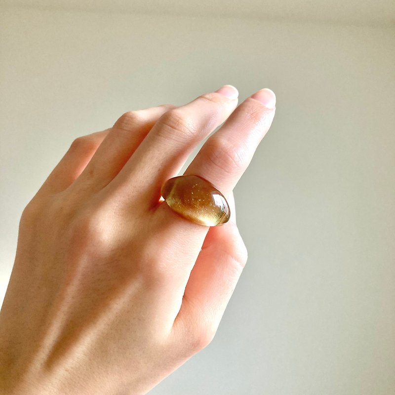 Champagne gold glass ring - General Rings - Glass Gold