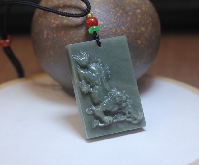 天然和天翡翠【キリンチェンルイ】悪霊ペンダント プロテクター