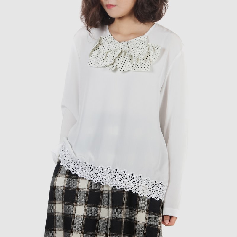 [Egg Plant Vintage] Bow Three Sisters Lace Vintage Shirt - Women's Shirts - Polyester White