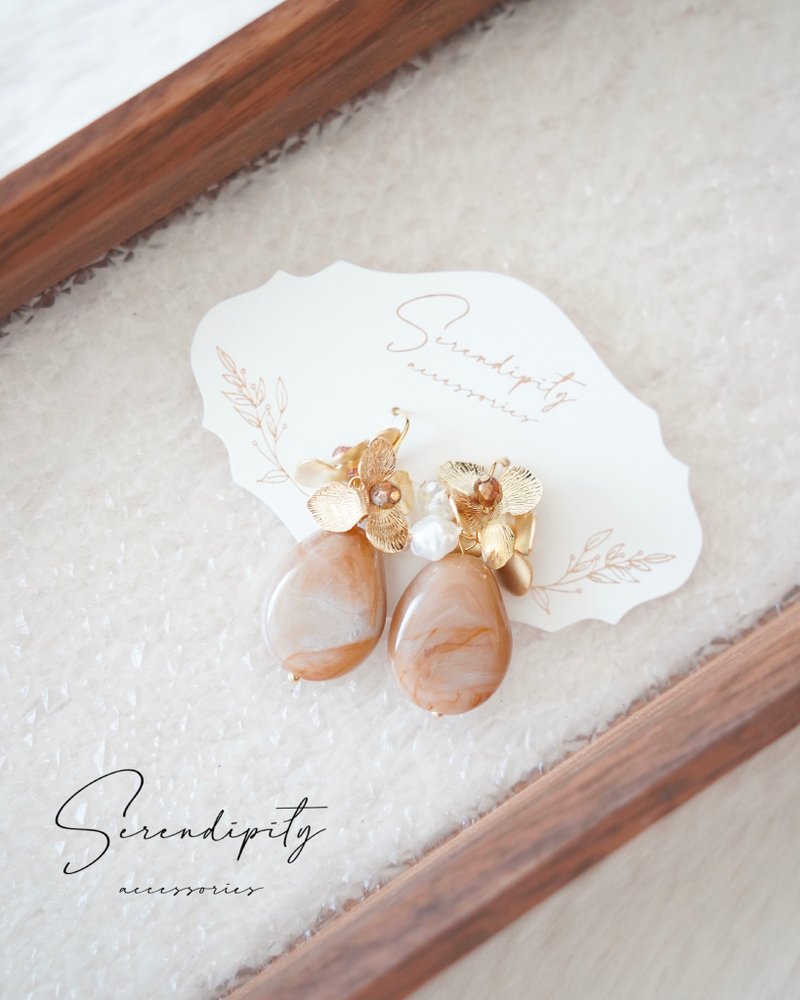 德國雲石紋彩珠耳環 - 灰褐色 - 耳環/耳夾/耳骨夾 - 其他金屬 卡其色