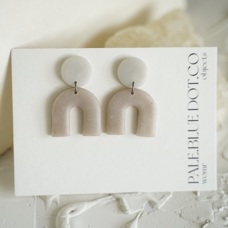 Ash Mini Ain earrings - ต่างหู - เรซิน สีเทา