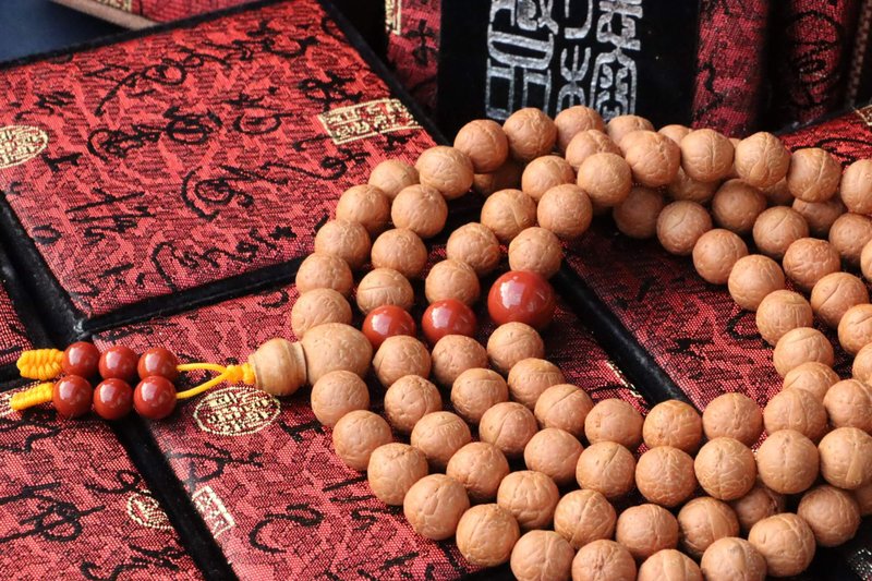 fengyan bodhi beads bracelets 12mm - สร้อยข้อมือ - พืช/ดอกไม้ 