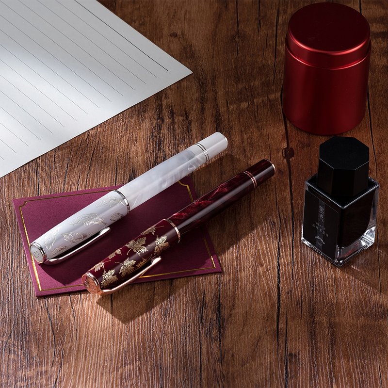 [Texture Gift] Hongdian Fountain Pen N8 / Texture Pen / Red and White - Fountain Pens - Other Materials Red