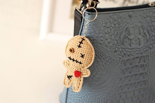 WorldCrochetedToys Keychain Voodoo Doll, Halloween, keyring crochet charm, heart, 针织玩具, 吊飾, 包包掛飾