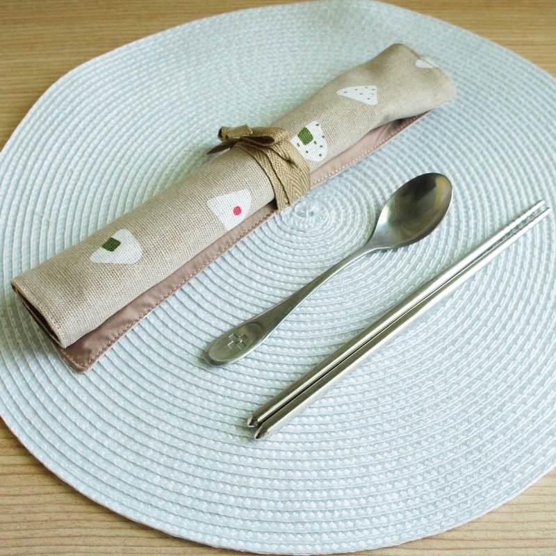 Lovely [Rice ball tableware bag, Linen color] tool bag, pencil case [waterproof inside] - ตะเกียบ - ผ้าฝ้าย/ผ้าลินิน สีกากี