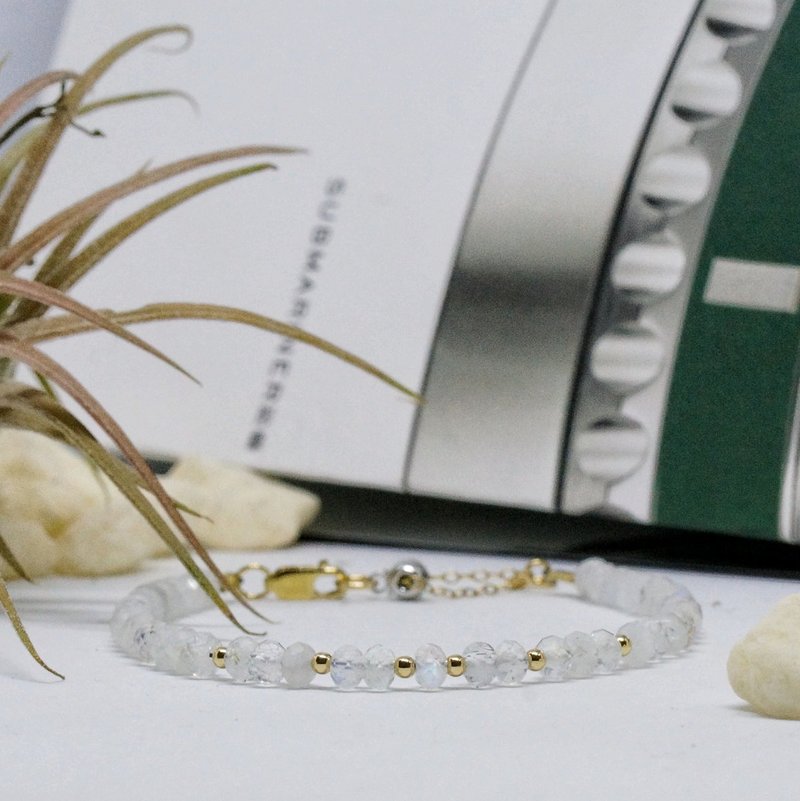 記憶合金水晶手鍊系列 藍月光石 14K包金 GF 手鍊 - 手鍊/手環 - 水晶 