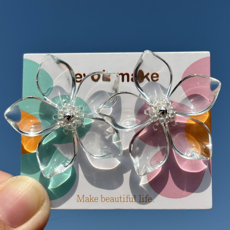 Glass flower ear ring - ต่างหู - แก้ว สีใส