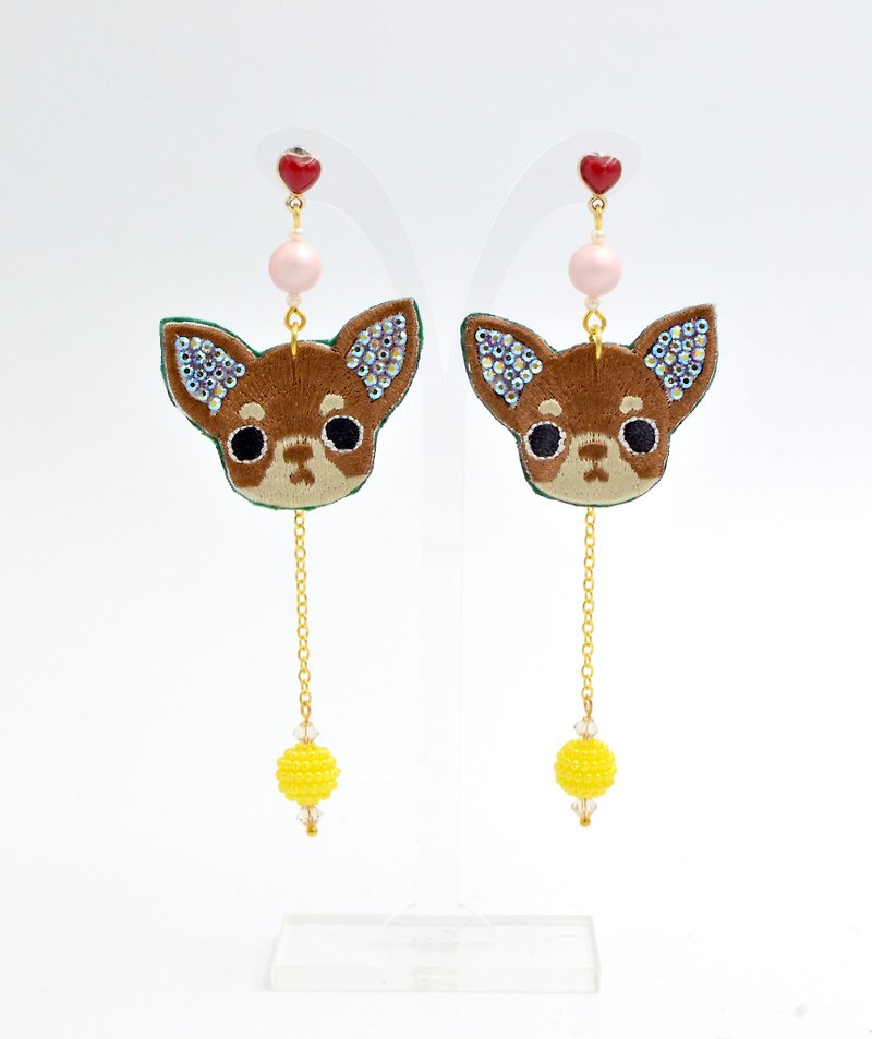 TIMBEE LO Chihuahua puppy crystal embroidery earrings Swarovski Swarovski crystal - ต่างหู - วัสดุอื่นๆ สีนำ้ตาล