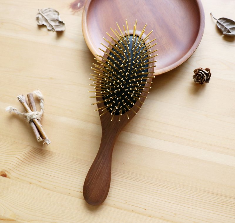 Far infrared Taiwan patented luxury teak large oval gold comb - Makeup Brushes - Wood 