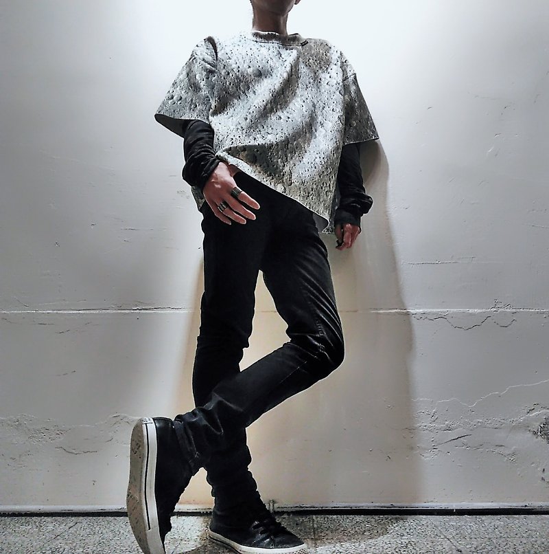 太空棉月球印花寬鬆短袖上衣(男) Ray77 Galaxy - 男 T 恤 - 聚酯纖維 灰色