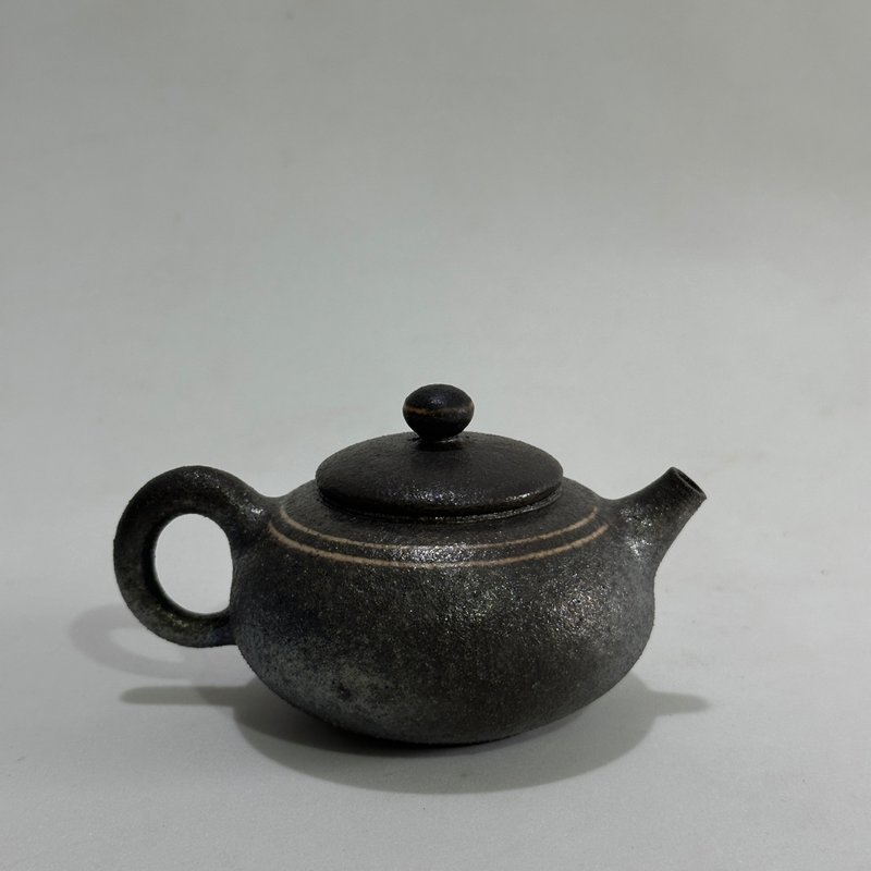 隨心陶 I 柴燒茶壺 I 正把壺 I 程警濠 - 茶壺/茶杯/茶具 - 陶 黑色