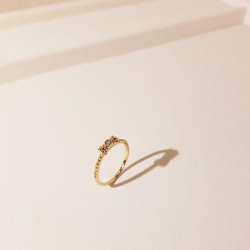 Queen Jocelyn 賈思琳 輕珠寶 【禮物】繆思的緞帶 14K金色天然鑽石戒指|鑽戒|蝴蝶結