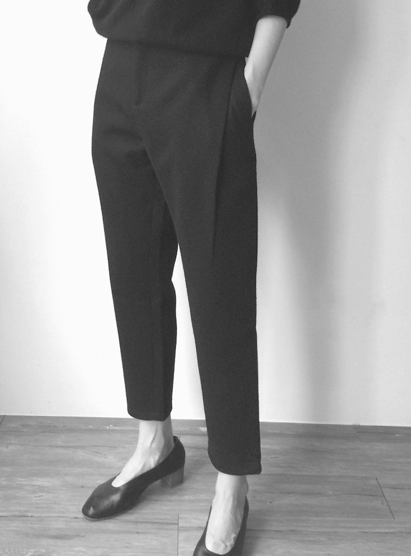 Lou Wool Culottes (More pics to come) - Women's Pants - Wool Black
