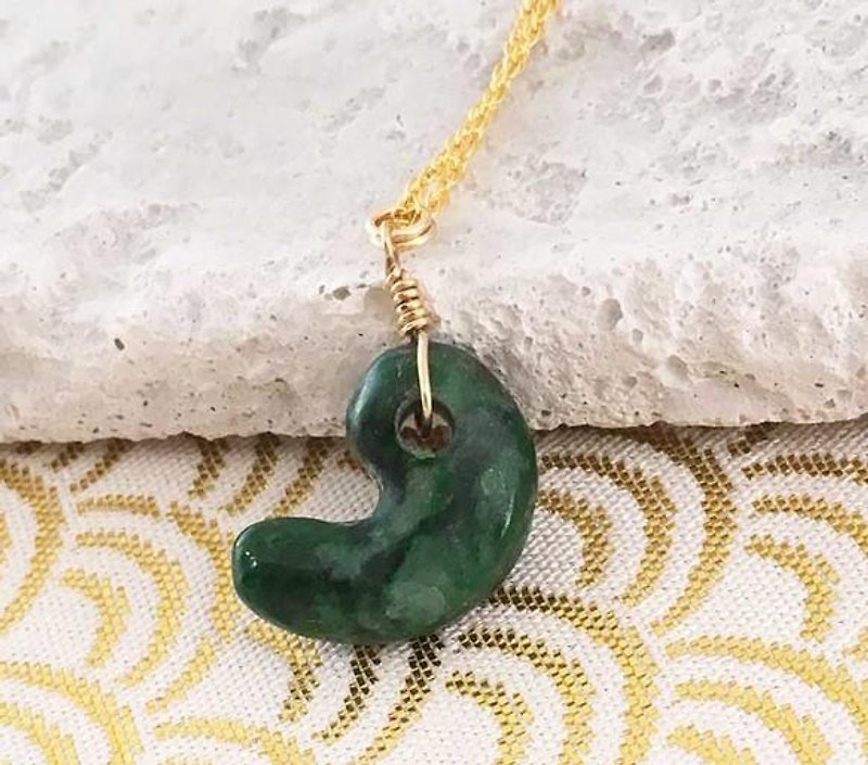 Jade 玉 玉 ◇ natural jade from Burma K14GF Pendant 7 - Necklaces - Gemstone 