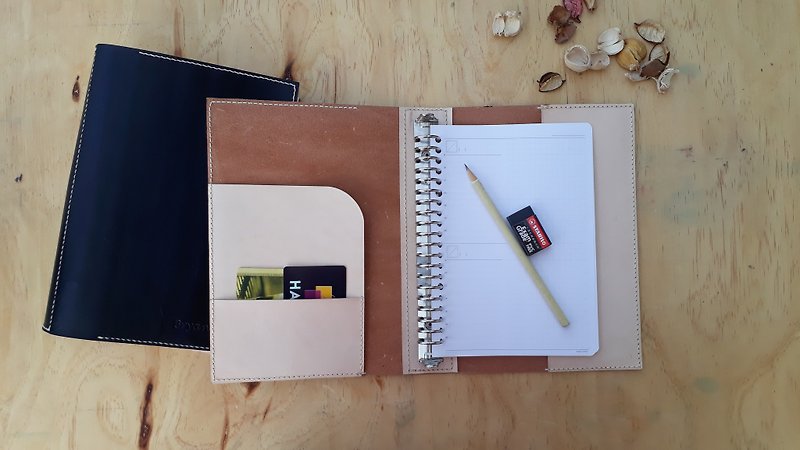 A5 loose-leaf notebook (20 holes) │Vegetable tanned leather, hand-dyed and brandable - สมุดบันทึก/สมุดปฏิทิน - หนังแท้ สีน้ำเงิน