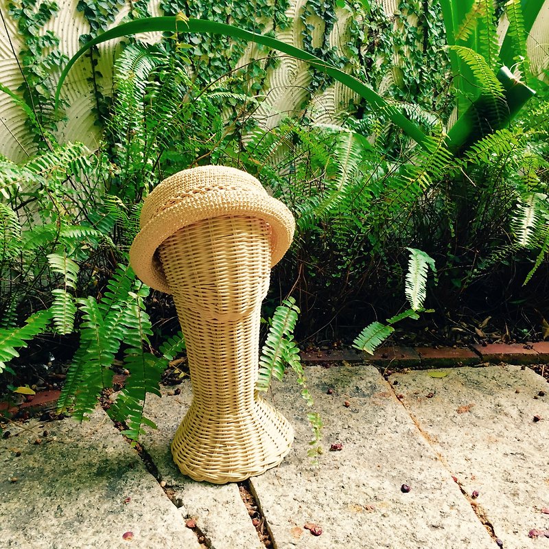 Bonnie hand woven straw hat cream straw color chokdee-muakdeedee - Hats & Caps - Cotton & Hemp Khaki