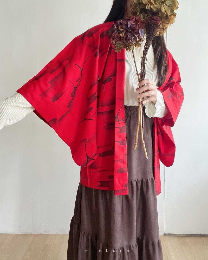 日本製和風印花薄款紅色古著羽織和服外套 - 女大衣/外套 - 聚酯纖維 