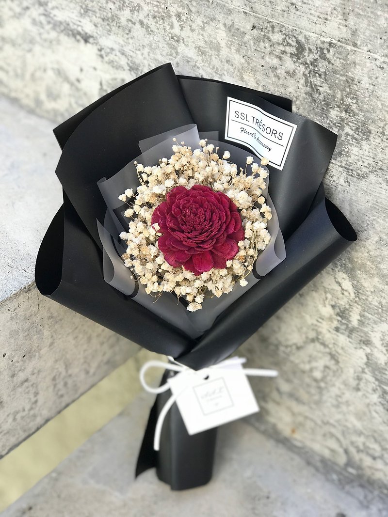 SSL Perfume Diamond Rose Bouquet True Love Miracle / Dry Bouquet / Valentine / Birthday / Graduation Bouquet - Dried Flowers & Bouquets - Plants & Flowers 