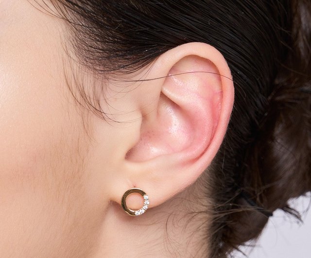 シンプルなラウンド宝石ピアスシルバー925 厚手 18Kゴールド