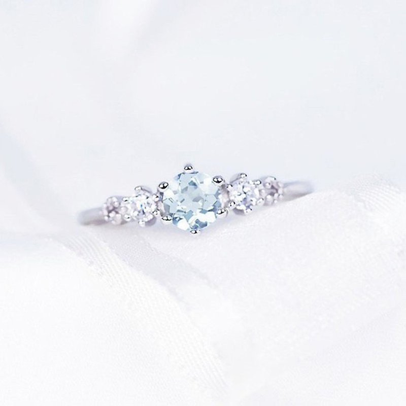 高品質淡色海藍寶5mm純銀戒指-可調式-三月誕生石 - 戒指 - 水晶 藍色