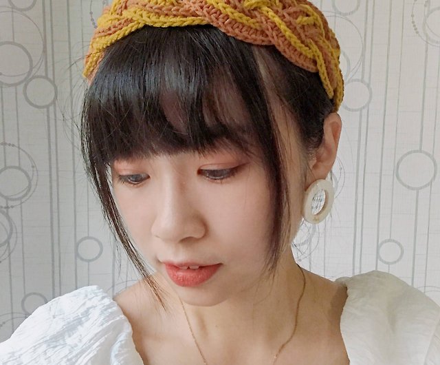 Three-strand braided hair band】Hand crocheted hair band - Shop greenorange  Headbands - Pinkoi