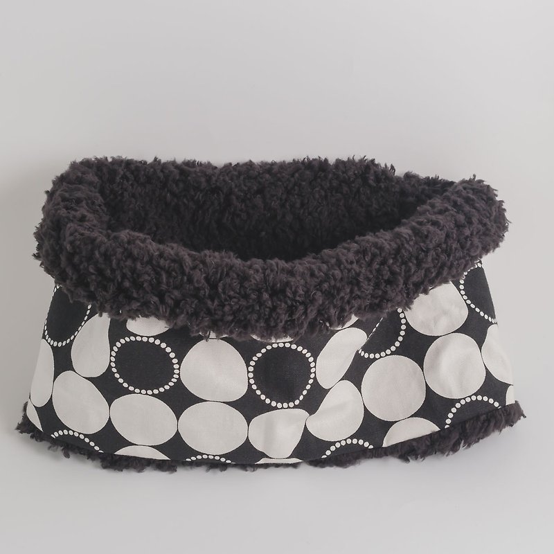 Black and white dot goblins / neck / neck warm sets / scarves / winter limited / fat Wo Shouzuo - Scarves - Cotton & Hemp Black