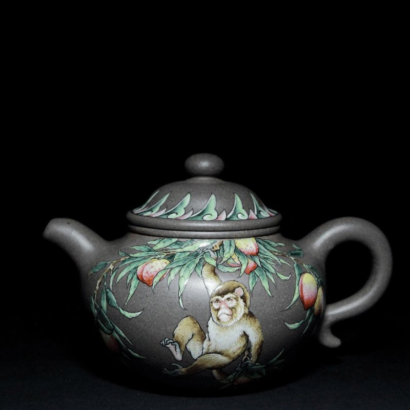 [Monkey Stealing Peach] Long Shan Tang's single collection of Master Wu Lang's overglazed sky blue clay 240cc - Teapots & Teacups - Pottery Gray