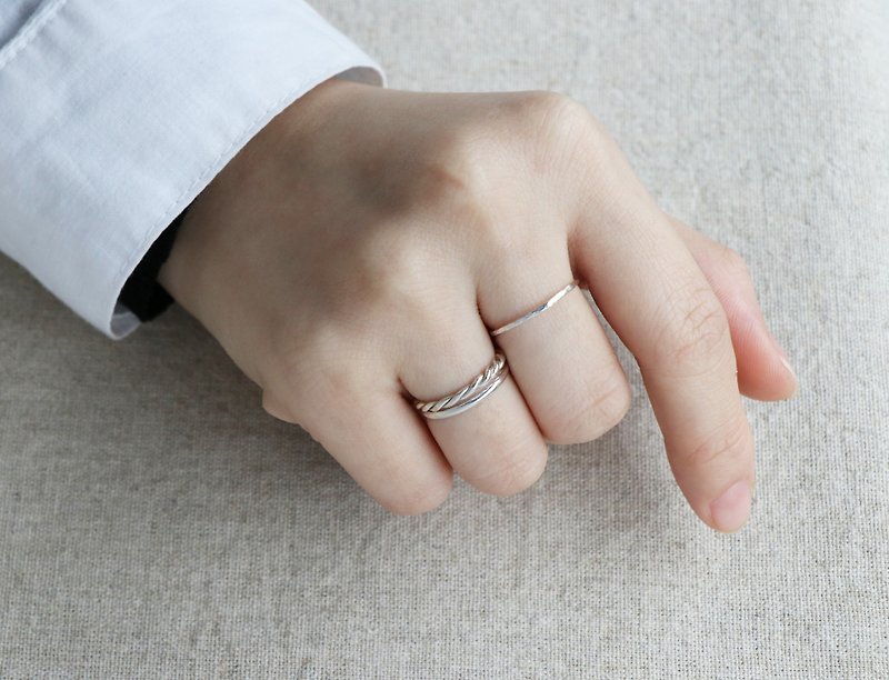Kawagoe【Silver 925】3 into the fine ring sterling silver ring handmade custom - แหวนทั่วไป - เงินแท้ สีเงิน