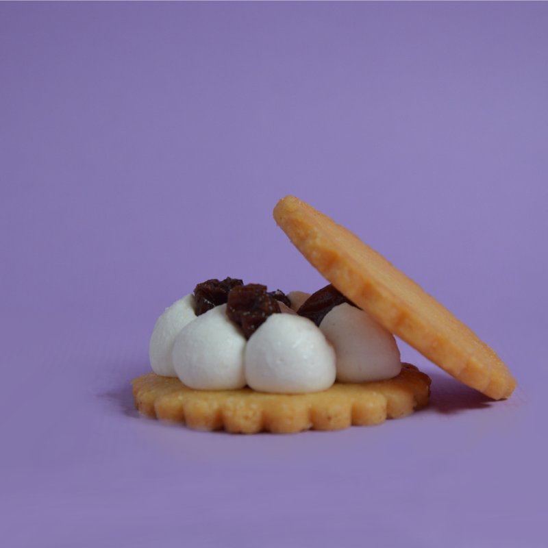 [Snowball Sandwich] Rum Grape Cream Sandwich Biscuits Set of 8 - Handmade Cookies - Other Materials Purple