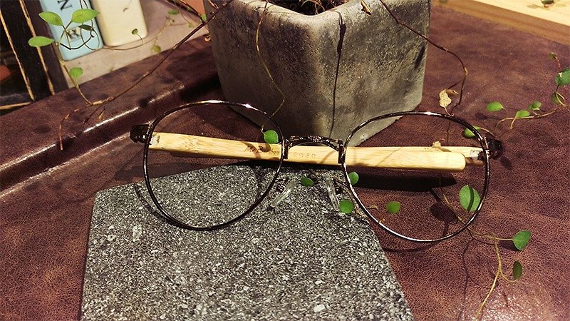 竹のストーリー]台湾の手作りガラスの温度と冷たい金属の出会いによってMr.Banboo Fシリーズ - 眼鏡・フレーム - 竹製 カーキ