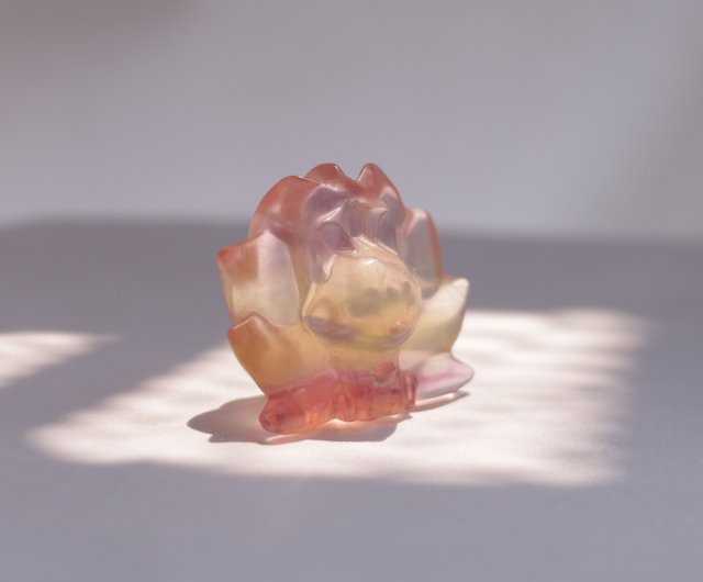 千層石九尾の妖精キツネ石置物 水晶原石 手彫りキツネ