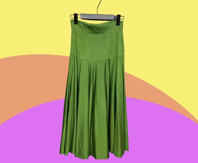 Second hand green umbrella skirt thin woolen non elastic high waisted long skirt CA507 Shop Rochiililet Bazo Skirts Pinkoi